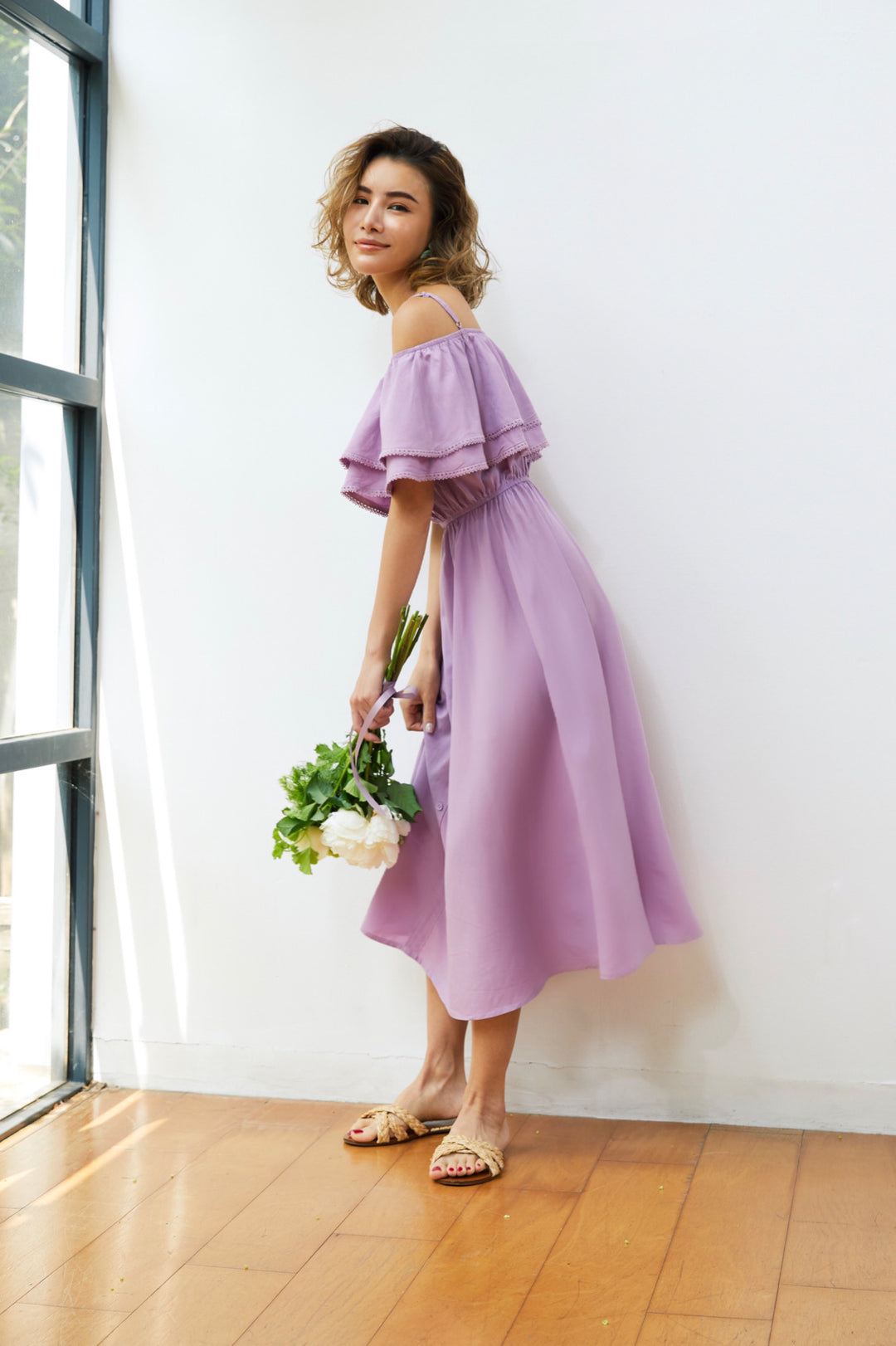 Off-Shoulder Flare Dresswhite/black/purple Valmuer Off-Shoulder Flare Dresswhite/black/purple Valmuer